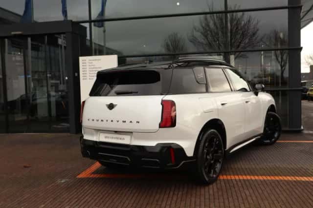MINI Countryman (2026) thumbnail 2