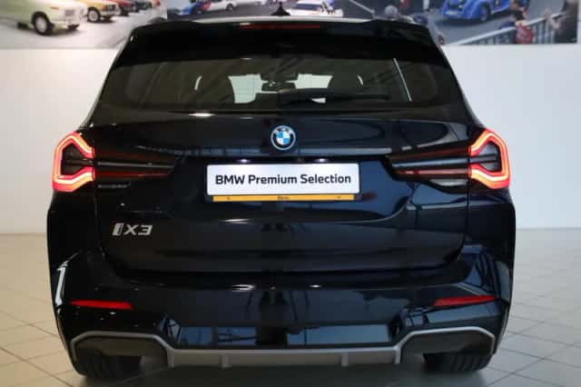 BMW iX3 (2022) thumbnail 5