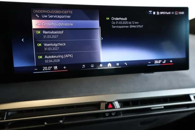 BMW iX (2025) thumbnail 18