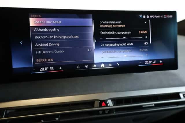 BMW iX (2025) thumbnail 20