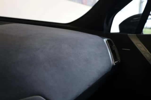 BMW iX (2025) thumbnail 22
