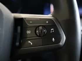 BMW iX (2025) thumbnail 30