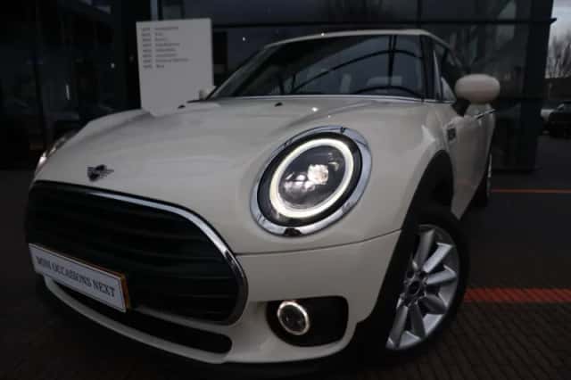 MINI Clubman (2022) thumbnail 4