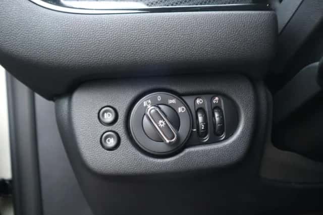 MINI Clubman (2022) thumbnail 23