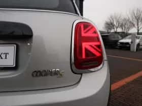 MINI Electric (2021) thumbnail 16