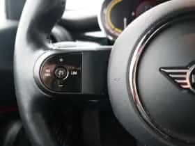 MINI Electric (2021) thumbnail 8