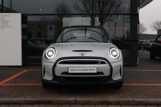 MINI Mini Electric (2021) thumbnail 3