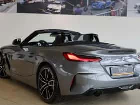 BMW Z4 (2026) thumbnail 2