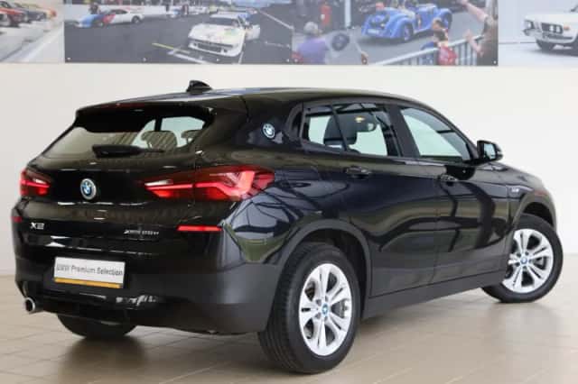 BMW X2 (2023) thumbnail 2