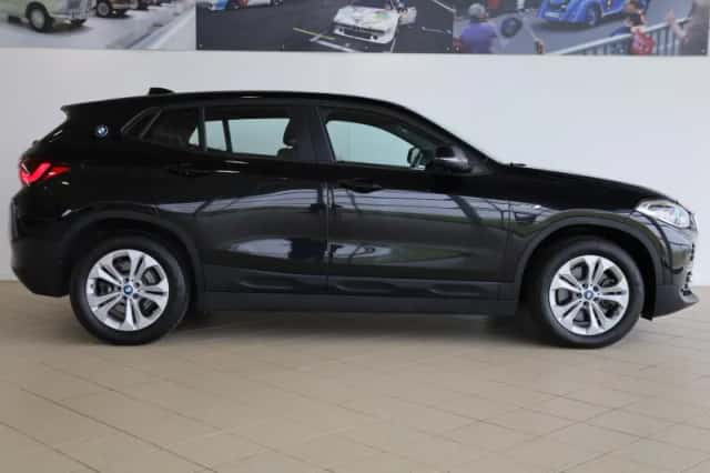 BMW X2 (2023) thumbnail 3
