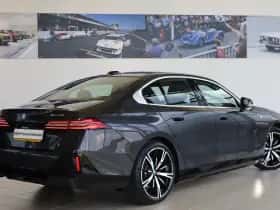 BMW i5 (2025) thumbnail 2