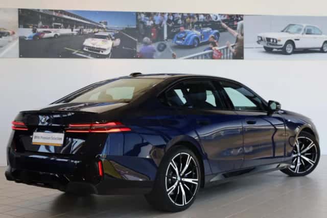 BMW 5-Serie (2025) thumbnail 2