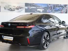 BMW i7 (2025) thumbnail 2