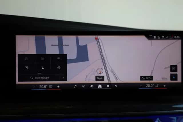 BMW i7 (2025) thumbnail 15