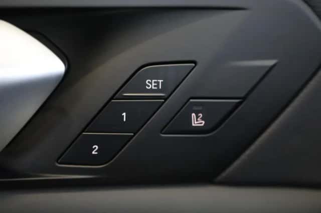 BMW X5 (2022) thumbnail 25