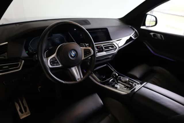 BMW X5 (2022) thumbnail 8