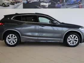 BMW X2 (2021) thumbnail 3