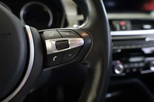 BMW X2 (2021) thumbnail 25