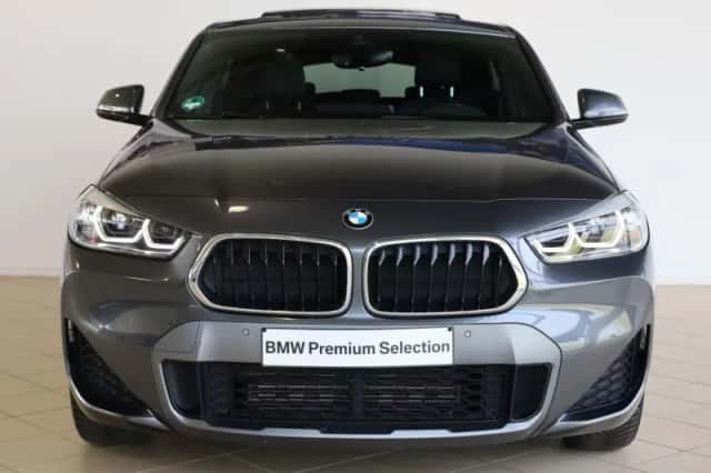 BMW X2 (2021) thumbnail 4