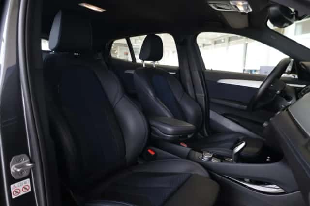 BMW X2 (2020) thumbnail 9