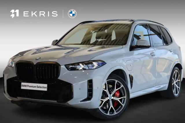 BMW X5 (2025) thumbnail 1