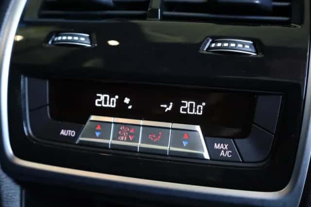 BMW X5 (2025) thumbnail 23