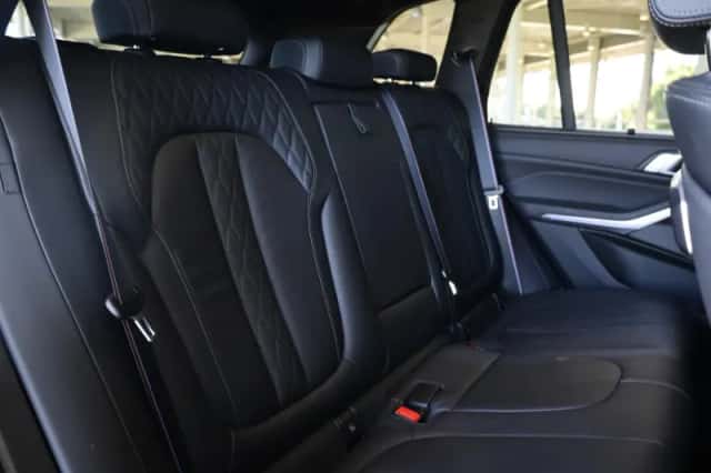 BMW X5 (2025) thumbnail 9