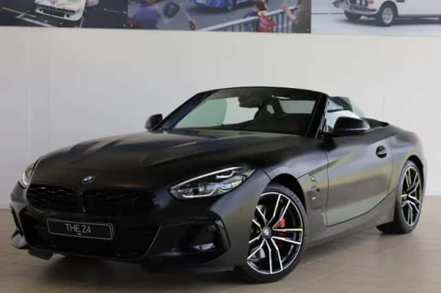 BMW Z4 (2026) thumbnail 2