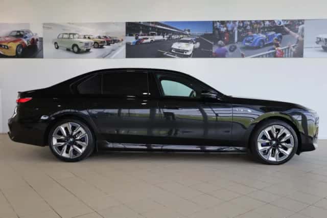 BMW 7-Serie (2025) thumbnail 3