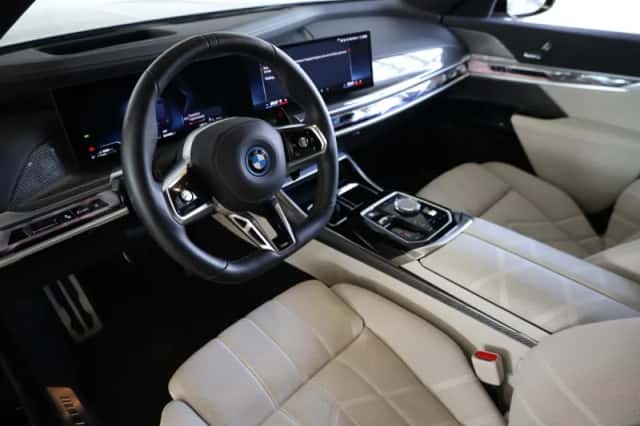 BMW 7-Serie (2025) thumbnail 8