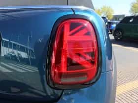 MINI Cabrio Cooper (2023) thumbnail 12