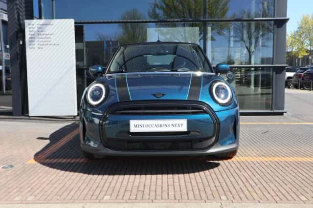 MINI Cabrio Cooper (2023) thumbnail 20