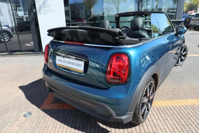 MINI Cabrio Cooper (2023) thumbnail 22