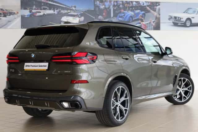 BMW X5 (2025) thumbnail 2