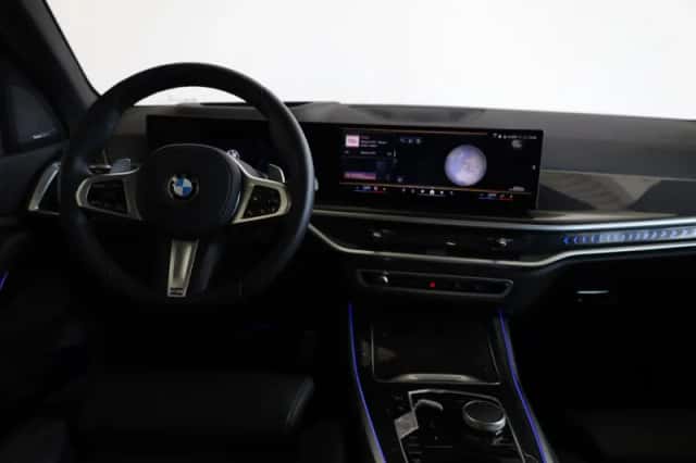 BMW X5 (2025) thumbnail 11