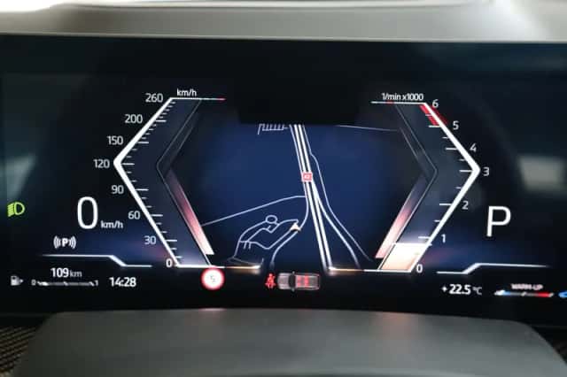 BMW X5 (2025) thumbnail 13