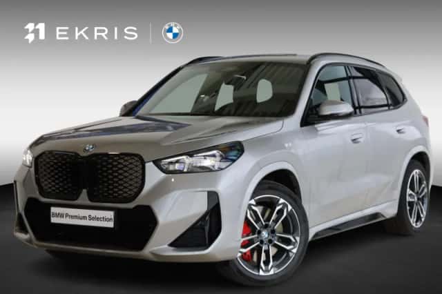 BMW iX1 (2026) thumbnail 1