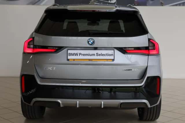 BMW iX1 (2026) thumbnail 5