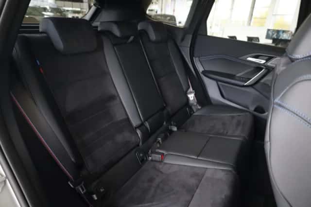 BMW iX1 (2026) thumbnail 10