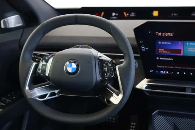 BMW iX3 (2026) thumbnail 12