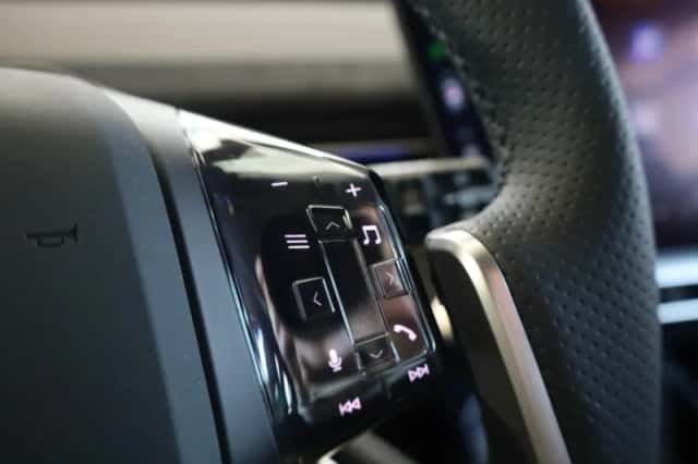 BMW iX3 (2026) thumbnail 33