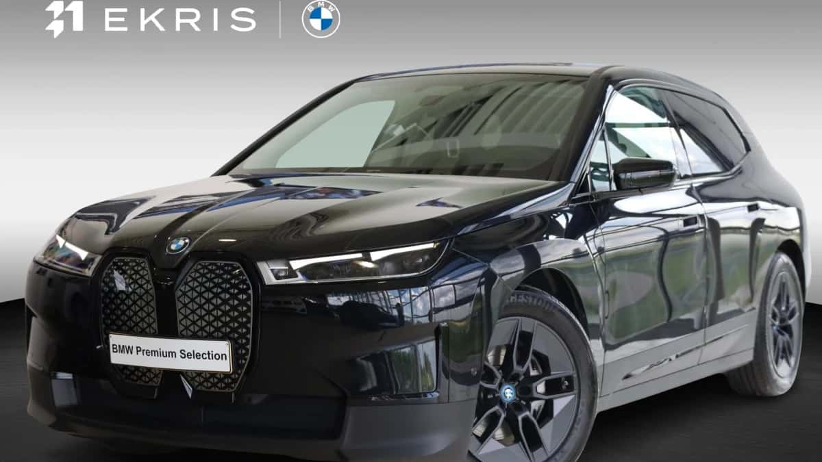 BMW iX (2024) — foto 1