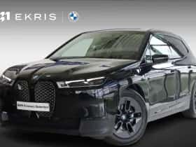 BMW iX (2024) thumbnail 1