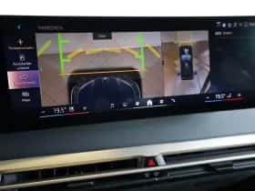 BMW iX (2024) thumbnail 19