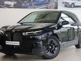 BMW iX (2024) thumbnail 36
