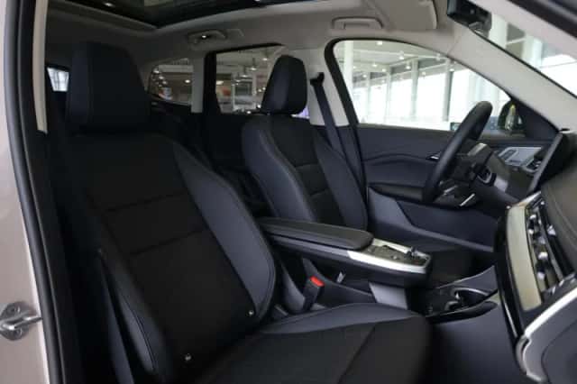 BMW X1 (2026) thumbnail 9