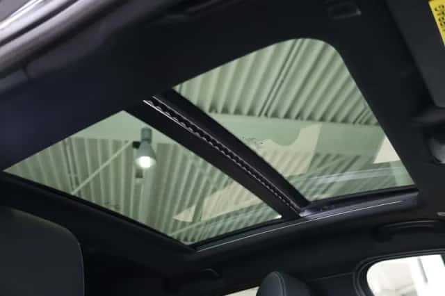 BMW 1-Serie (2023) thumbnail 17