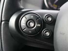 MINI Countryman (2021) thumbnail 16