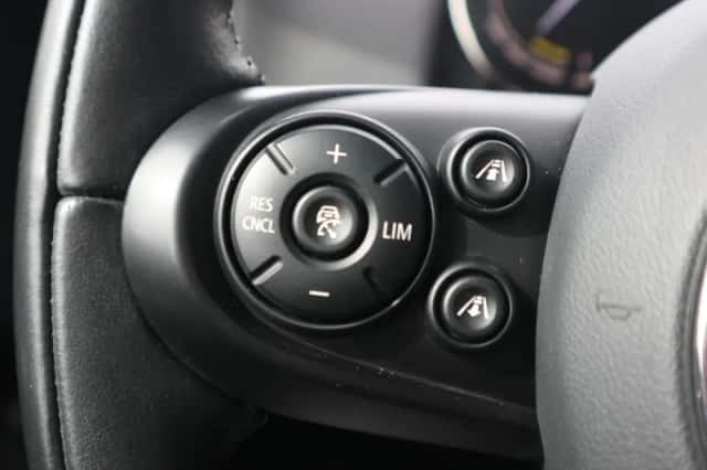 MINI Countryman (2021) thumbnail 17