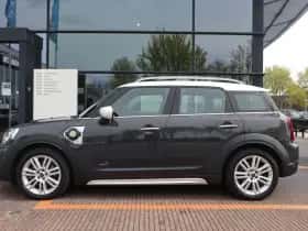 MINI Countryman (2021) thumbnail 3
